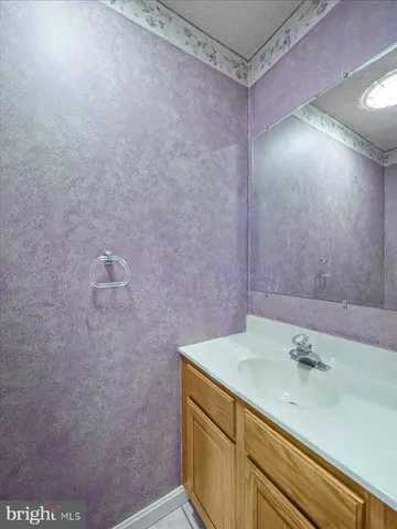 $409,900 | 423 Bradley Lane, Shippensburg, PA 17257