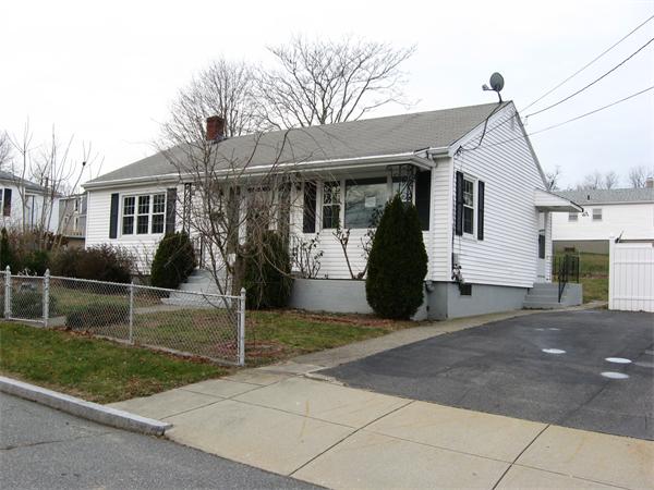 491 Jackson Street Fall River, MA 02721 - Photo 2 of 18