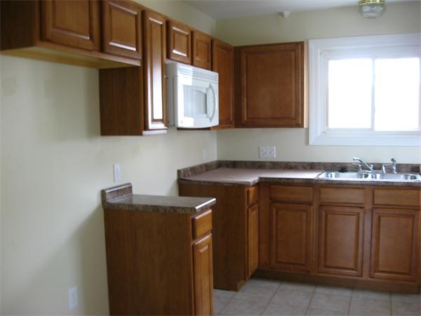 491 Jackson Street Fall River, MA 02721 - Photo 4 of 18
