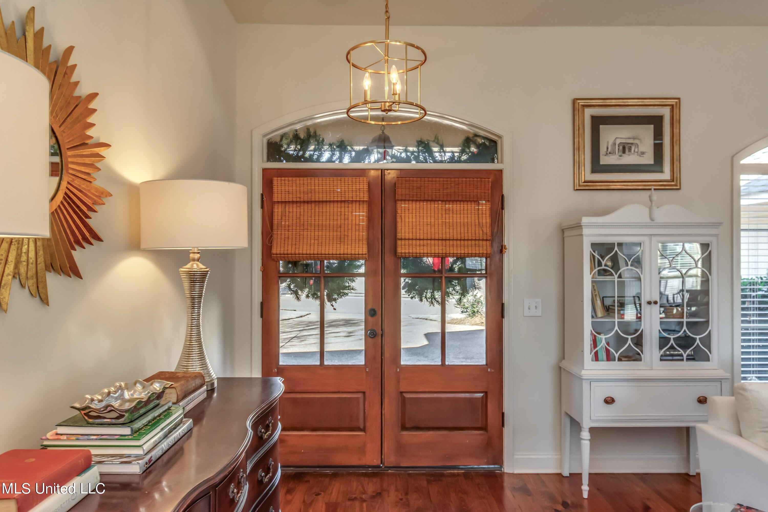 208 Memory Lane Madison, MS 39110 - Photo 5 of 41 Double entry doors in foyer with upgrade