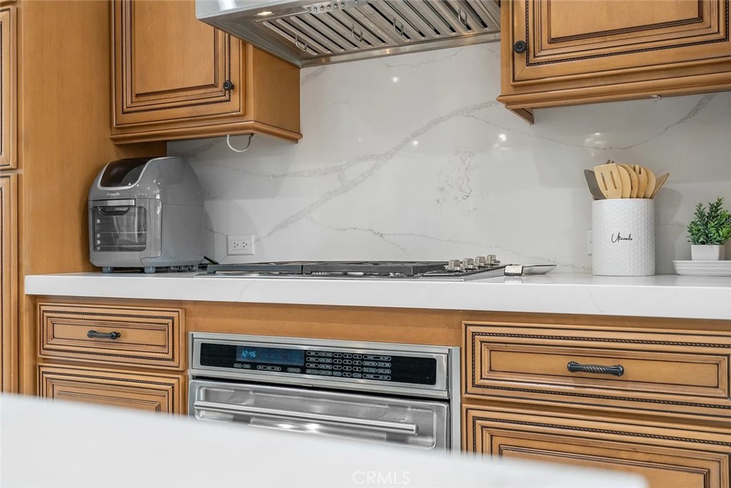 16742 Intrepid Lane Huntington Beach, CA 92649 - Photo 16 of 48