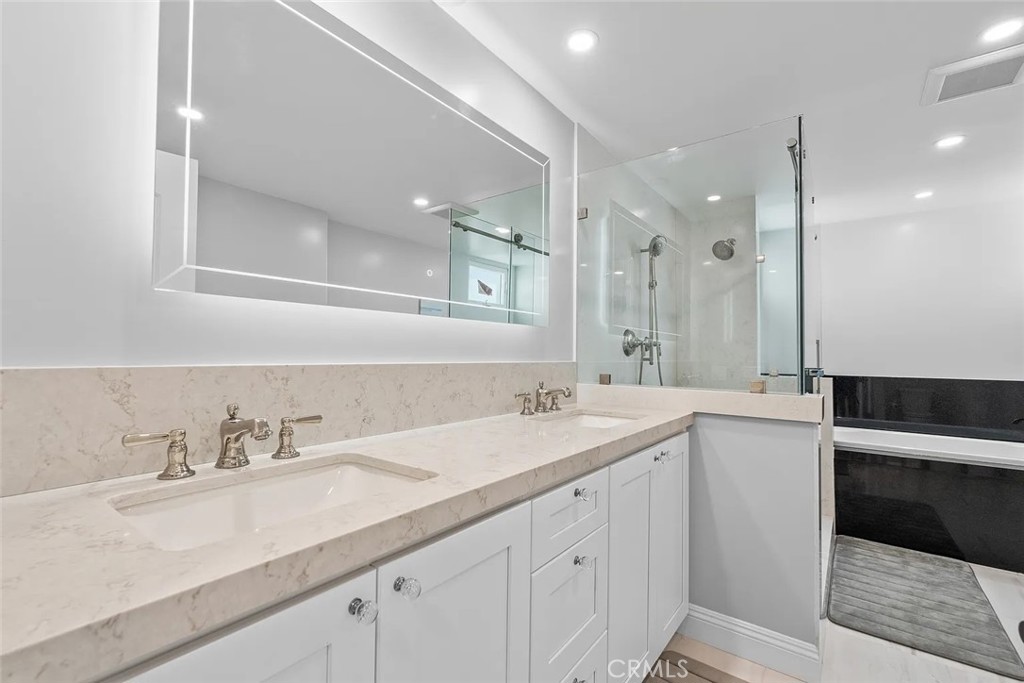 16742 Intrepid Lane Huntington Beach, CA 92649 - Photo 32 of 48