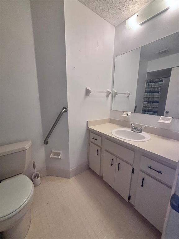 8947 Southwest 108th Place Ocala, FL 34481 - Photo 8 of 29