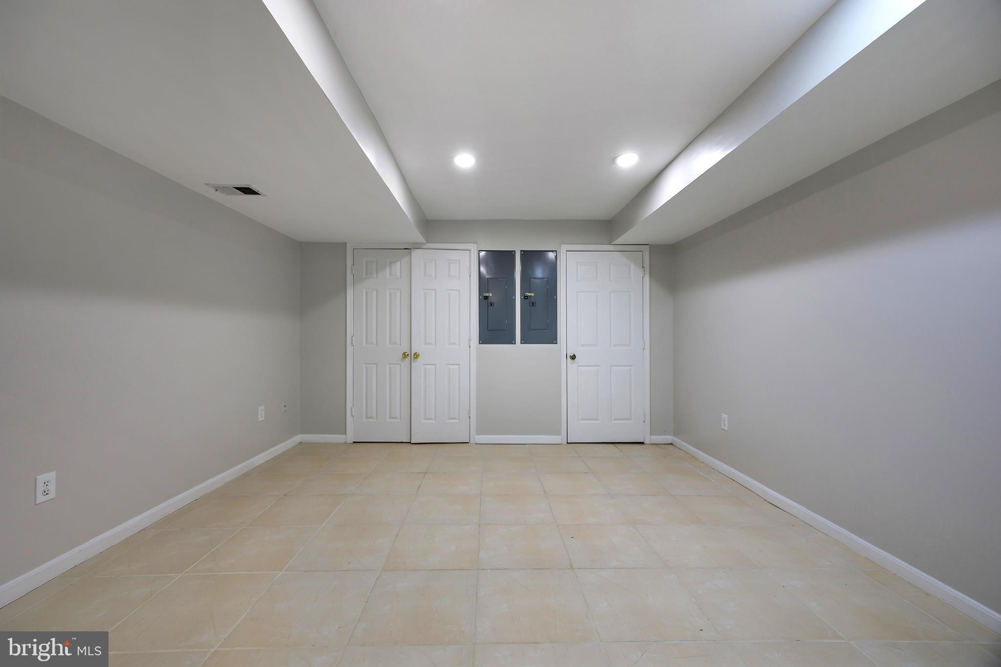 16729 Queen Anne Road Upper Marlboro, MD 20774 - Photo 21 of 29 a view of an empty room