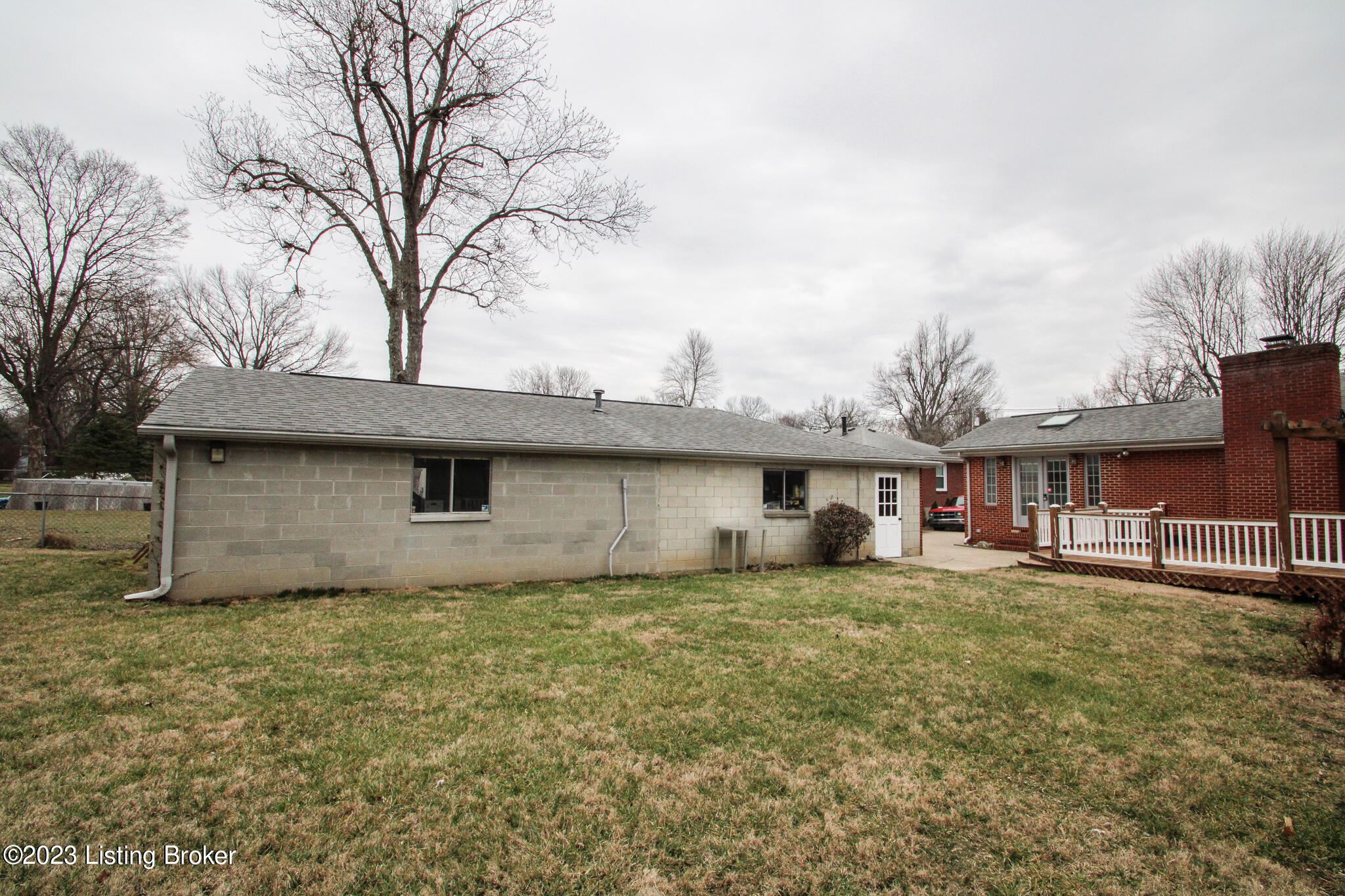 8911 Waltlee Road Louisville, KY 40291 - Photo 41 of 43 IMG_3365-2