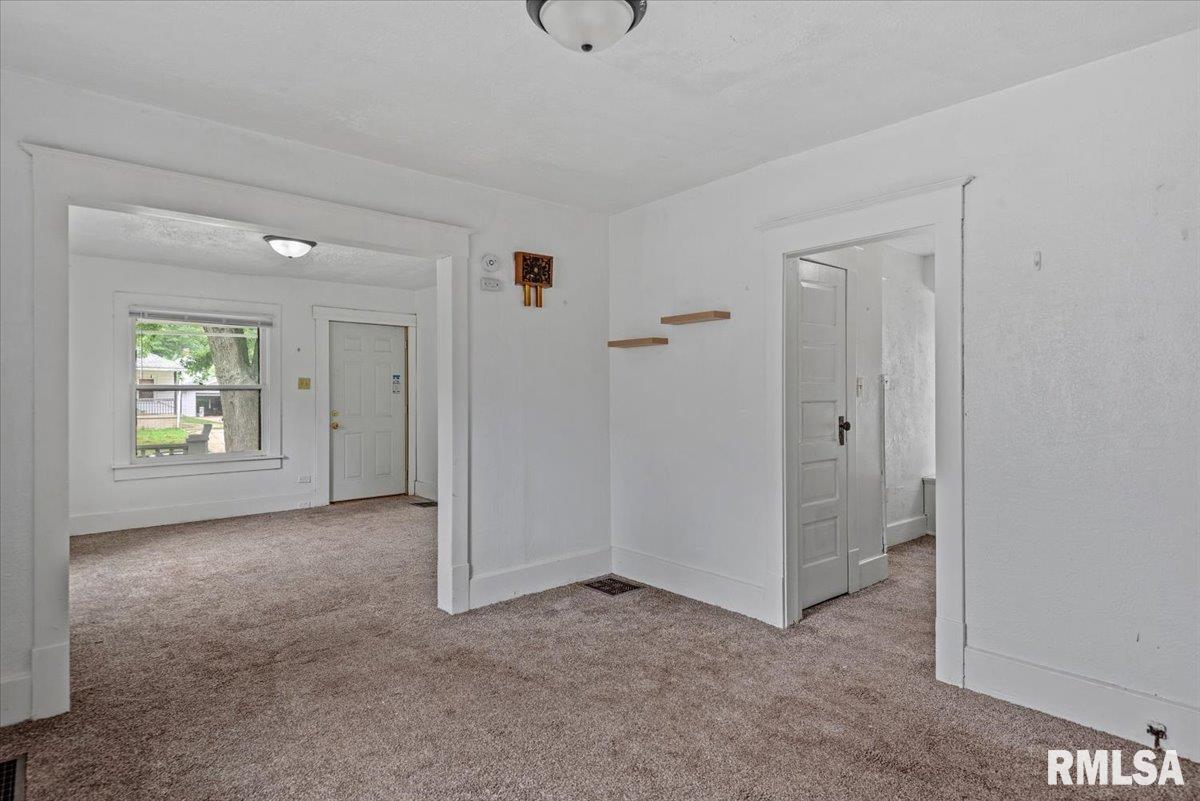 2516 South 10th Street Springfield, IL 62703 - Photo 11 of 34