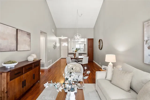 $620,000 | 3055 North Brea Boulevard, Unit 4, Fullerton, CA 92835