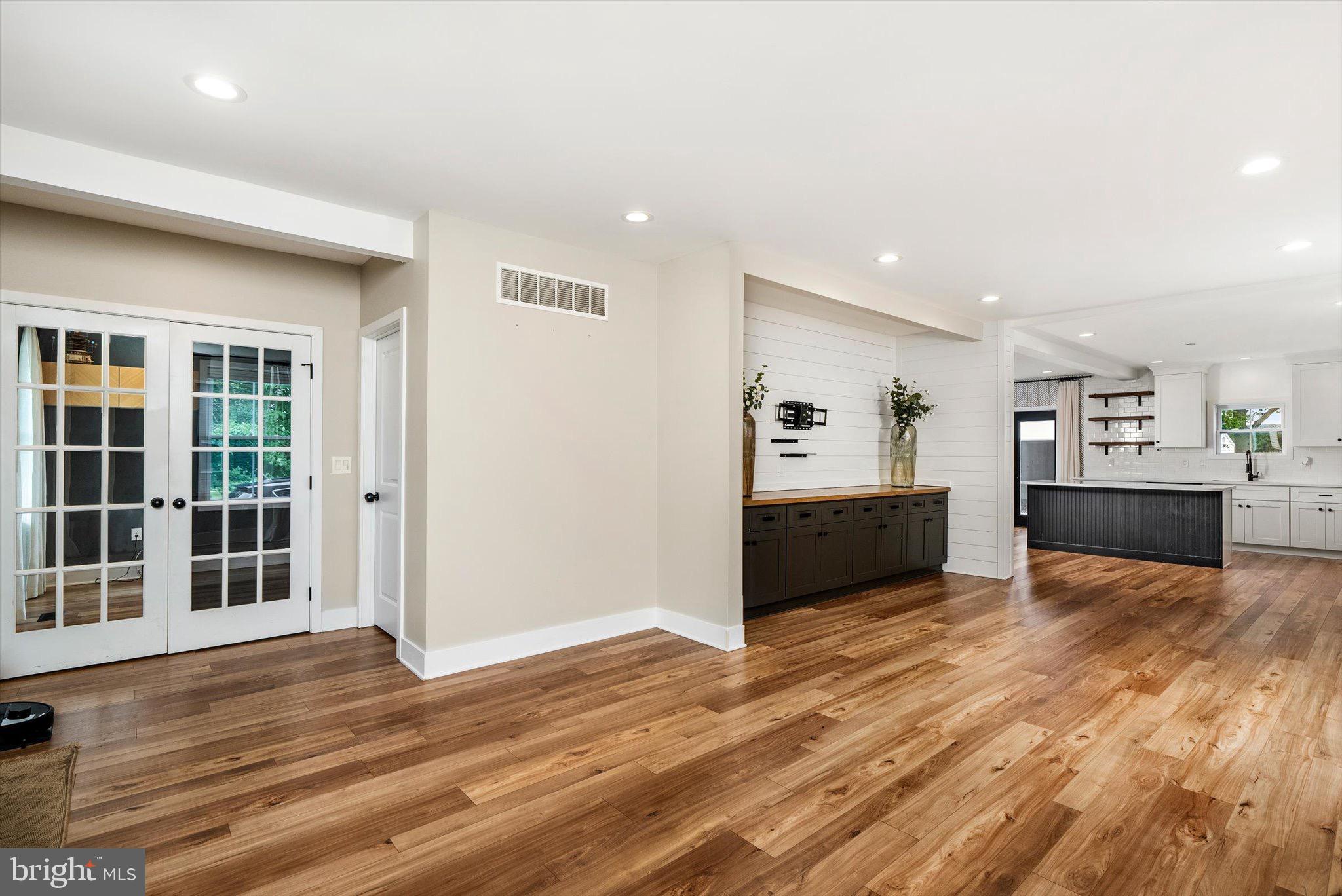 25015 Mt Pleasant Road Columbus, NJ 08022 - Photo 13 of 57