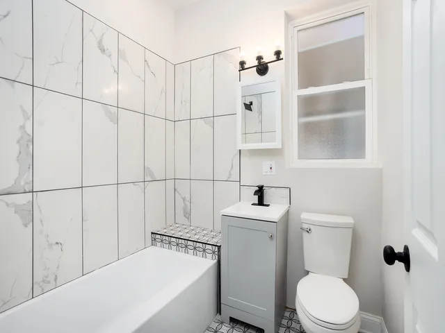 $630,000 | 5033 West Washington Boulevard, Chicago, IL 60644