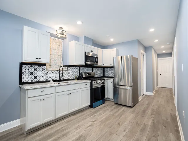 $630,000 | 5033 West Washington Boulevard, Chicago, IL 60644