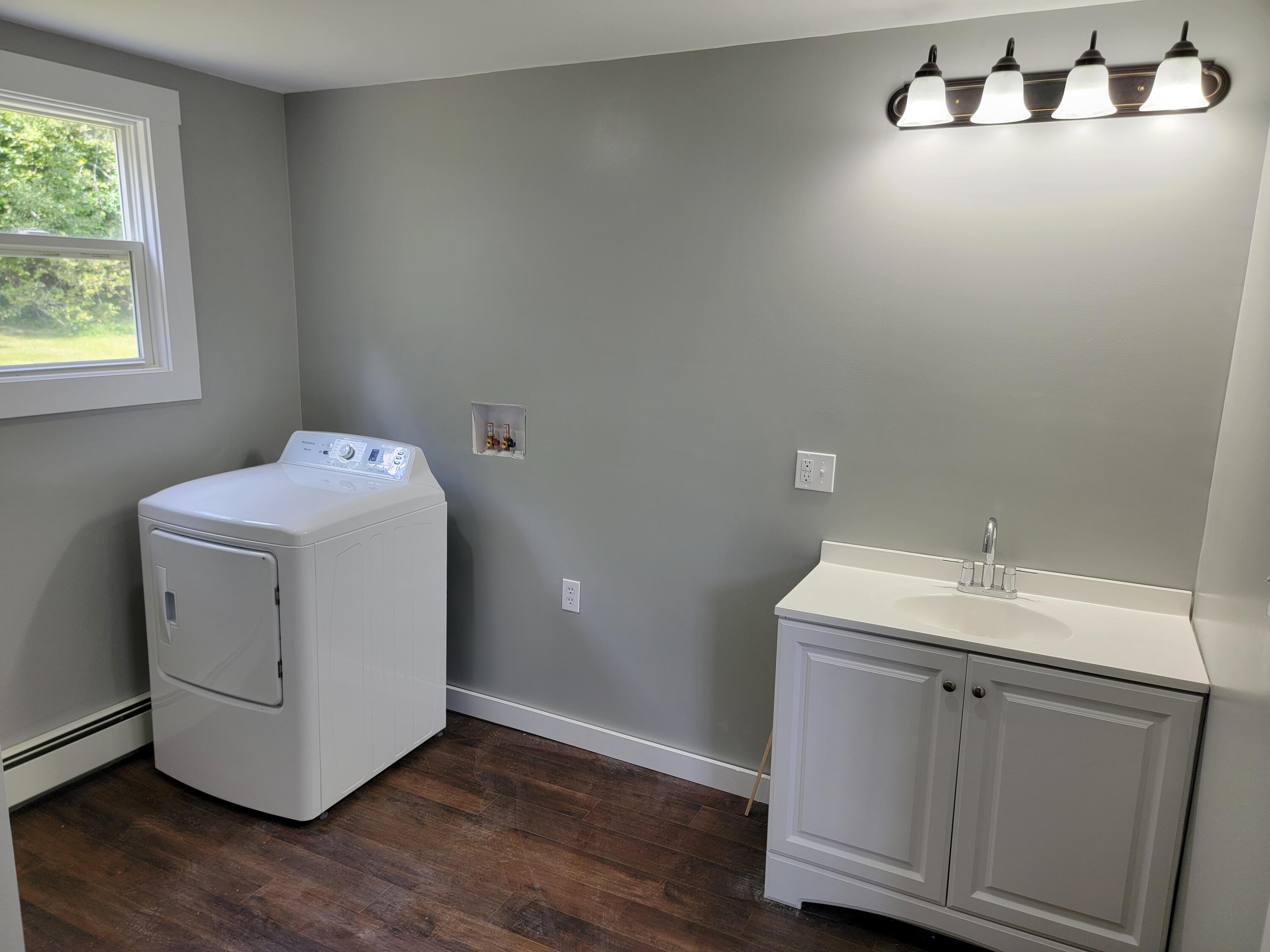 346 Middle Street Farmington, ME 04938 - Photo 13 of 40 346 Middle St