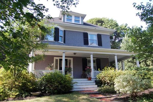 25 Winthrop Road Lexington, MA 02421 - Photo 1 of 16 front view of a house