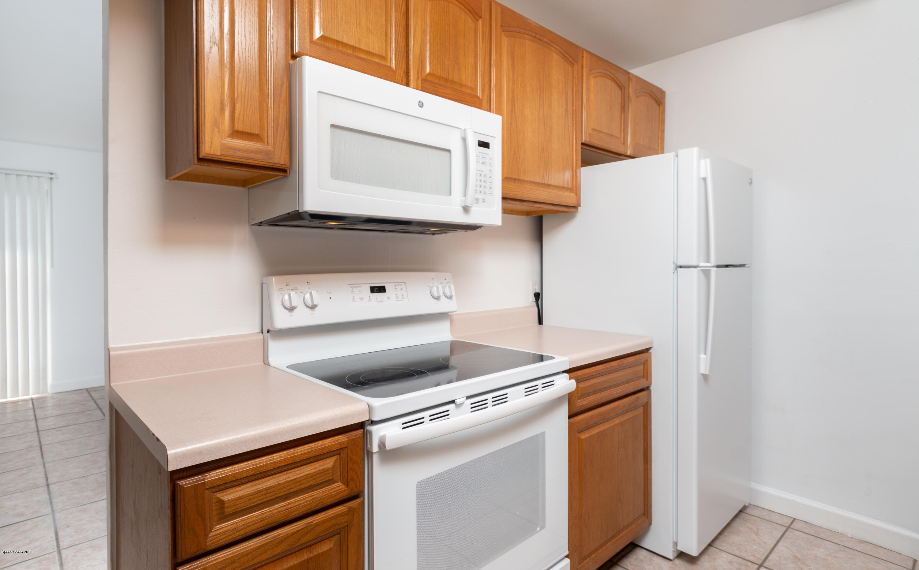 2319 St Dunston Lane Melbourne, FL 32935 - Photo 11 of 29 Kitchen
