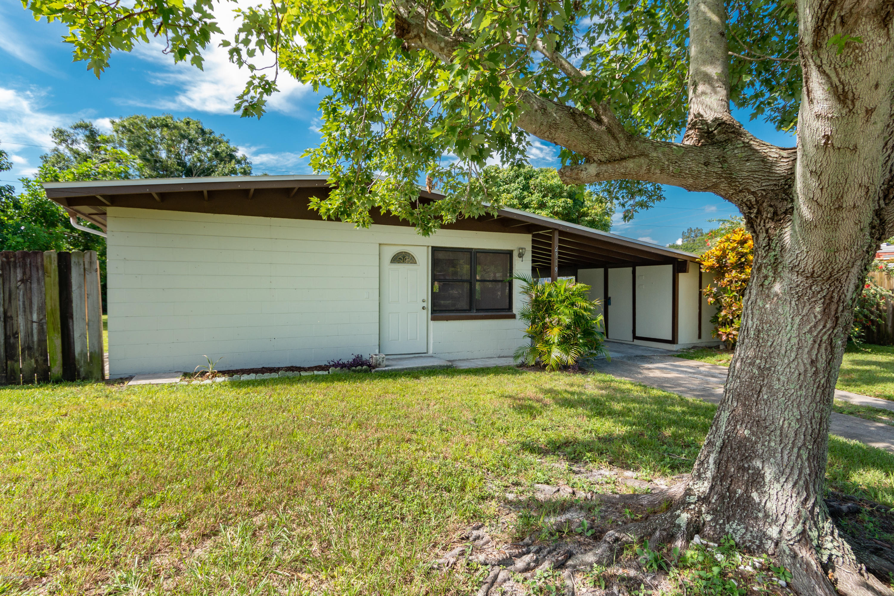 2319 St Dunston Lane Melbourne, FL 32935 - Photo 23 of 29 Front