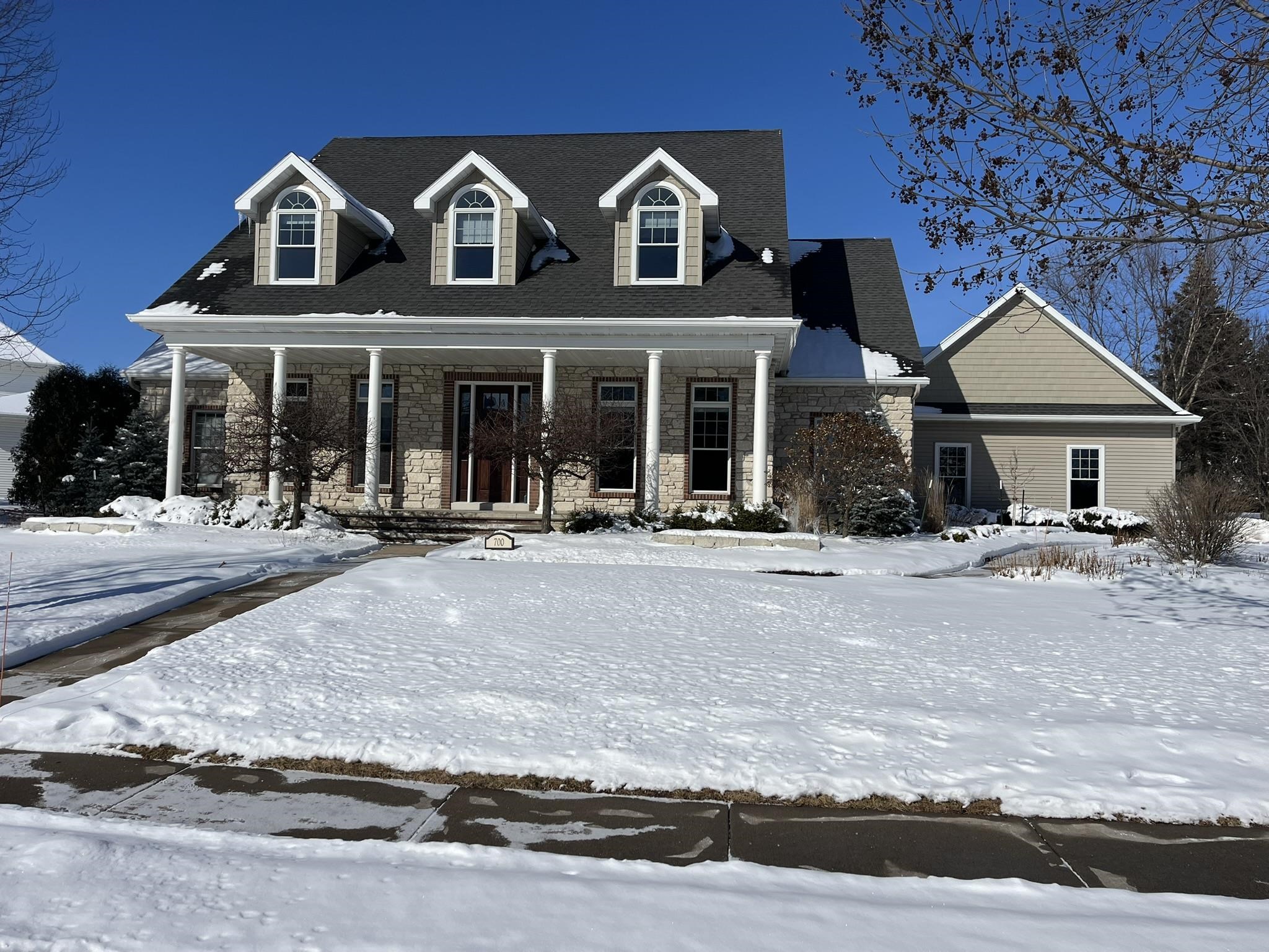 700 East Crossing Meadows Lane Appleton, WI 54913 - Photo 1 of 1 Gallery Image 1