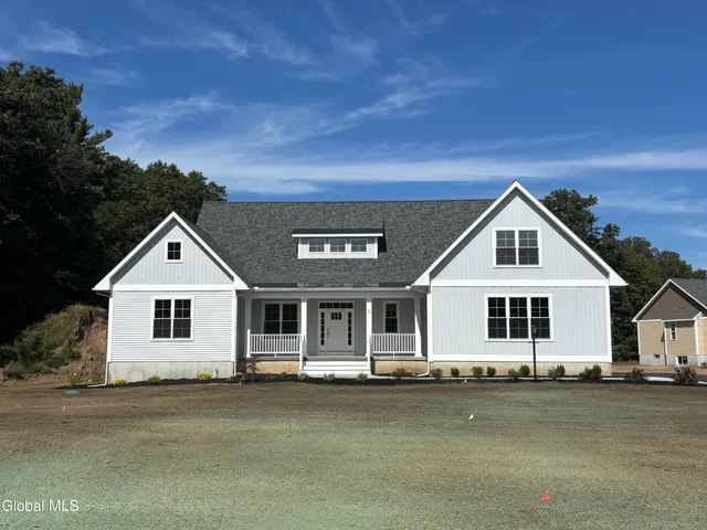 $863,000 | 9 Brookhaven Court, Wilton, NY 12866
