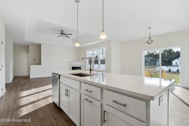 $863,000 | 9 Brookhaven Court, Wilton, NY 12866