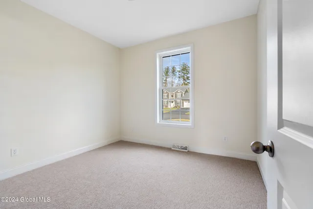 $863,000 | 9 Brookhaven Court, Wilton, NY 12866