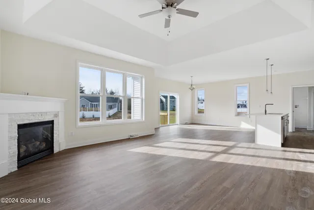 $863,000 | 9 Brookhaven Court, Wilton, NY 12866