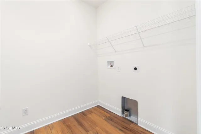 $863,000 | 9 Brookhaven Court, Wilton, NY 12866