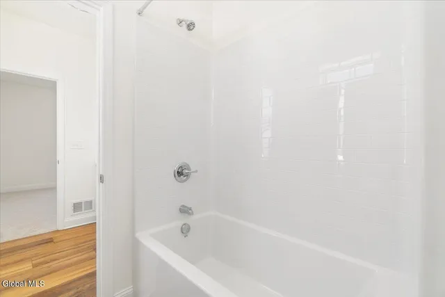 $863,000 | 9 Brookhaven Court, Wilton, NY 12866