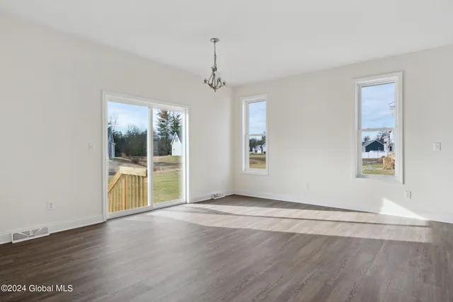 $863,000 | 9 Brookhaven Court, Wilton, NY 12866