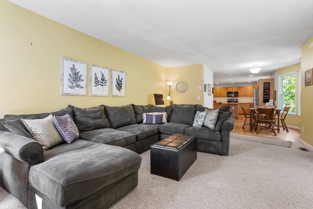 94 Brigham Street Hudson, MA 01749 - Photo 13 of 36