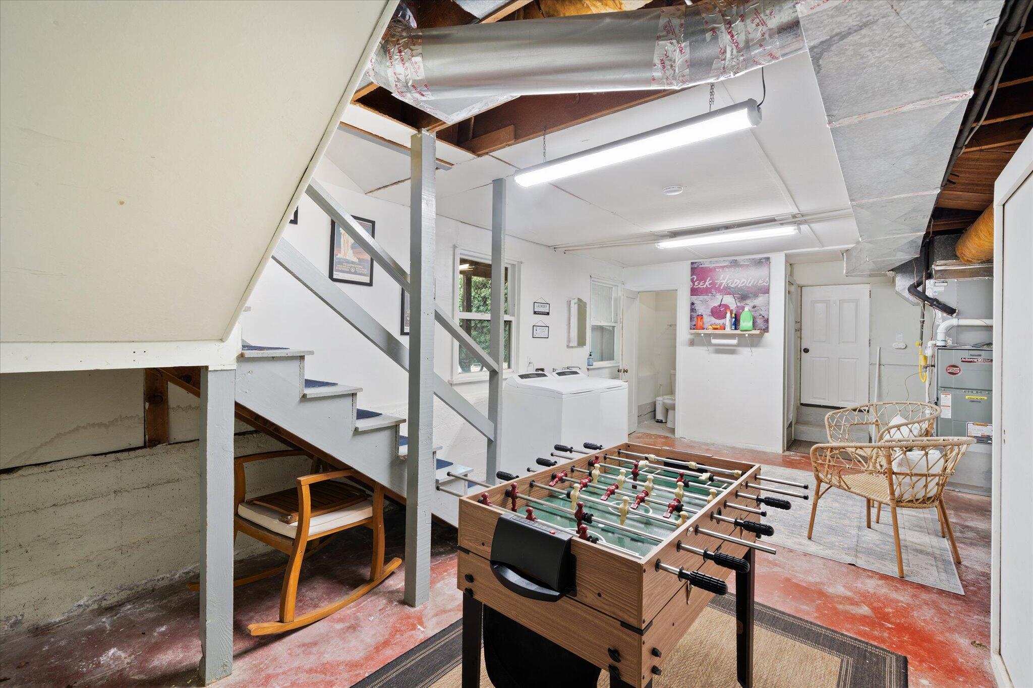 1901 Chestnut Street Redding, CA 96001 - Photo 25 of 39 a living room with furniture and wooden floor