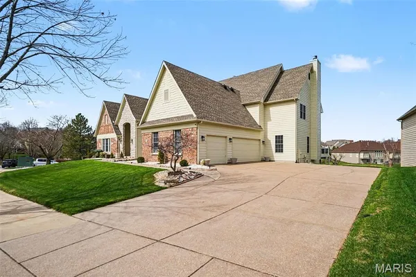 $1,300,000 | 2377 Spring Mill Estates Drive, St. Charles, MO 63303