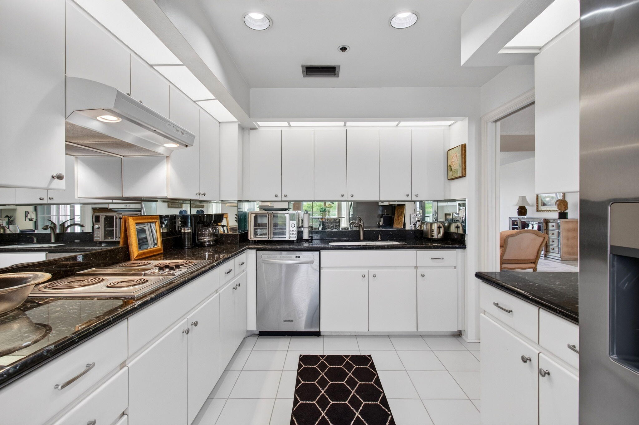17031 Boca Club Boulevard, Unit 104A Boca Raton, FL 33487 - Photo 8 of 36 Updated Kitchen