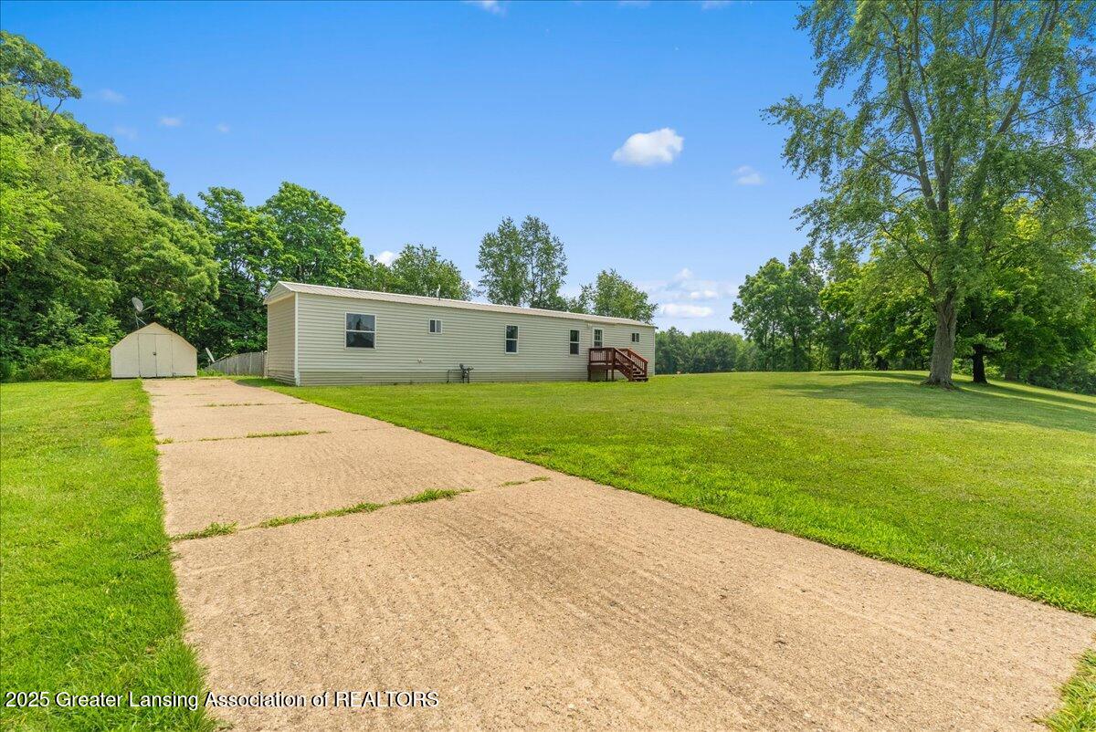 17208 28 Mile Road Albion, MI 49224 - Photo 3 of 26 03-Media Jett - 23