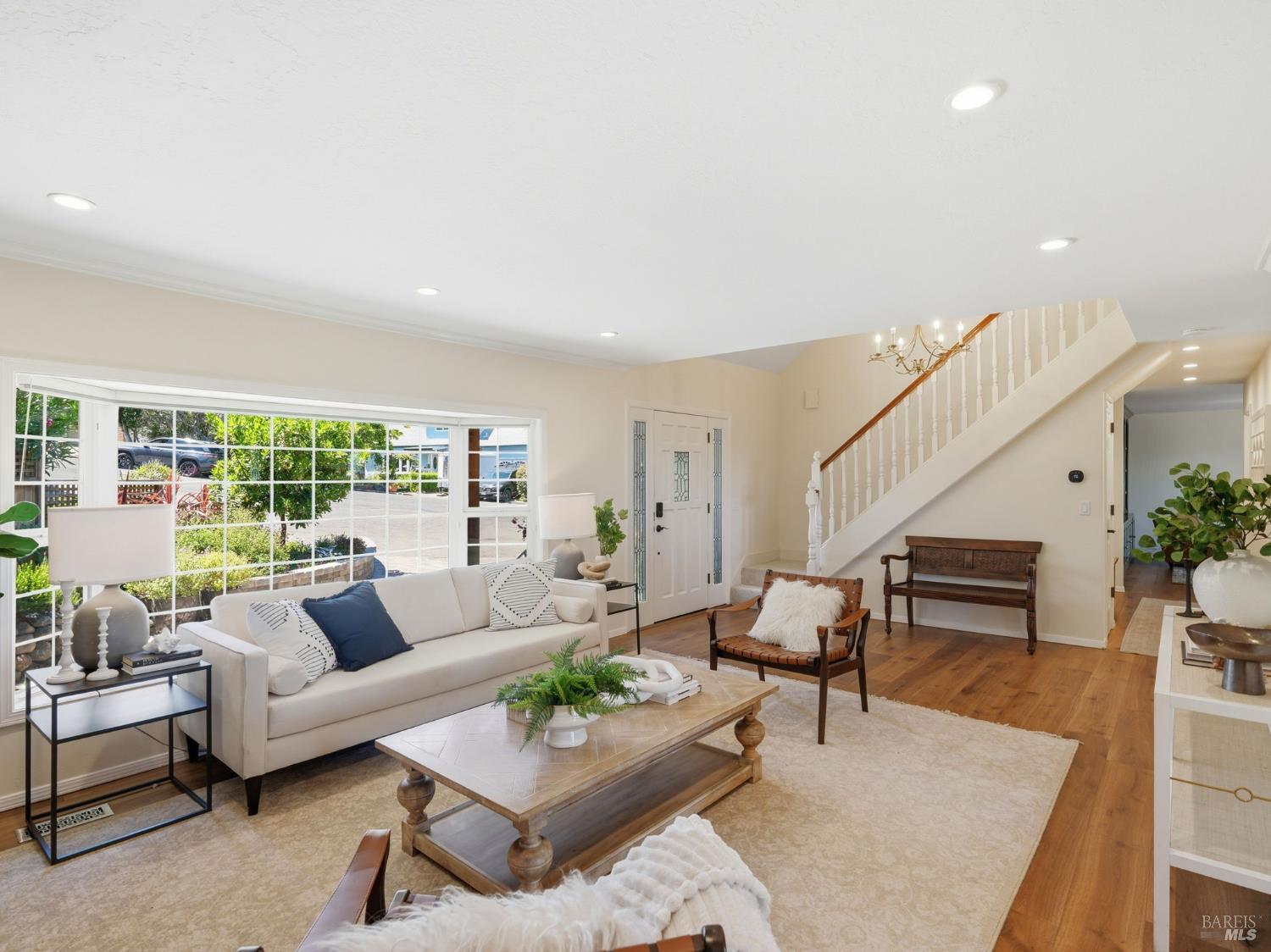 31 Roca Court Novato, CA 94947 - Photo 7 of 55