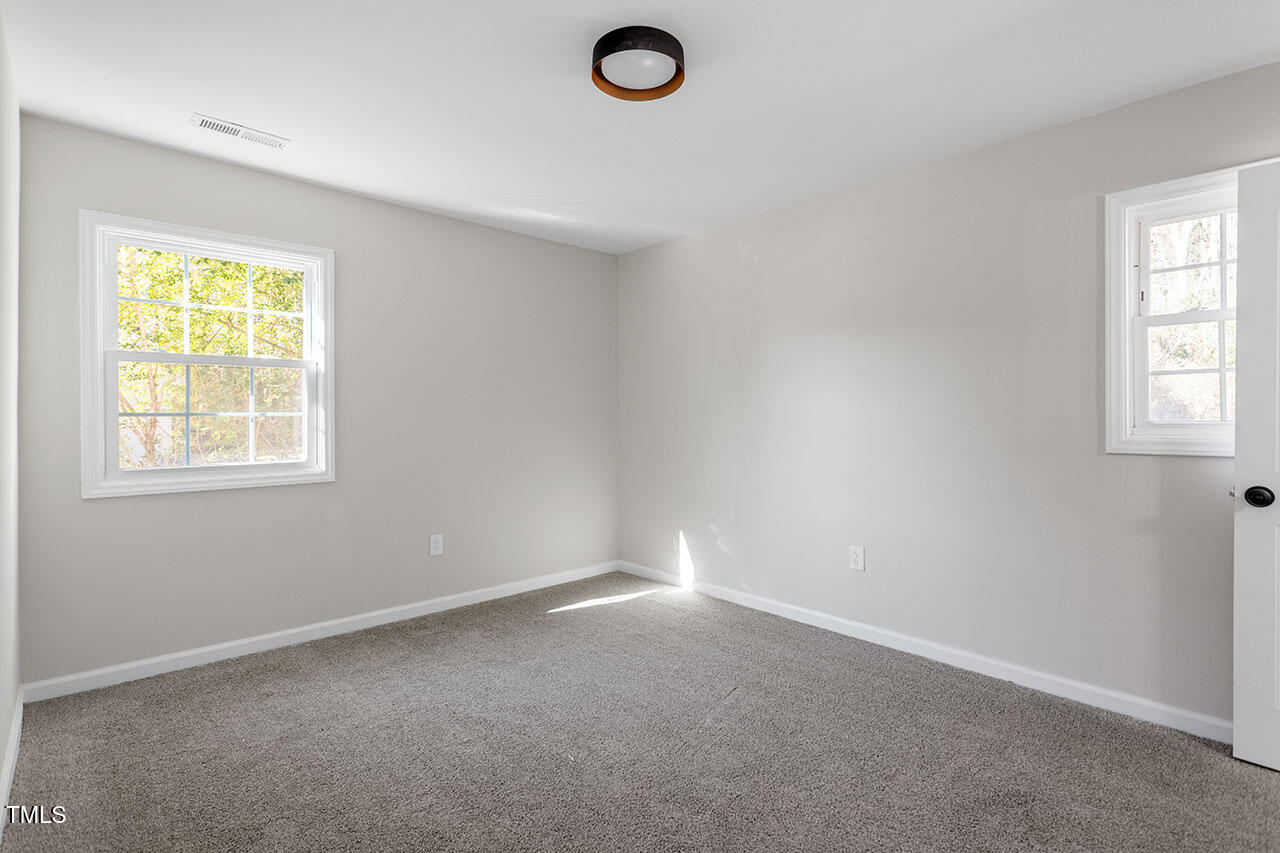 2513 Little John Road Raleigh, NC 27610 - Photo 18 of 28 2513 Little John Rd_26