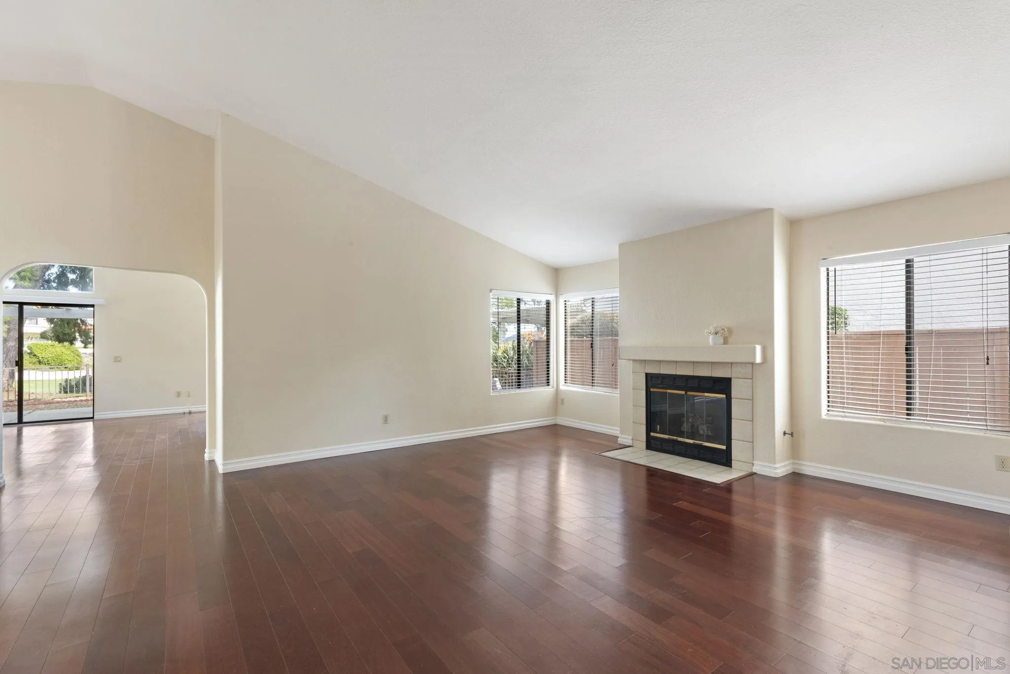 15174 Avenida R San Diego, CA 92128 - Photo 12 of 41