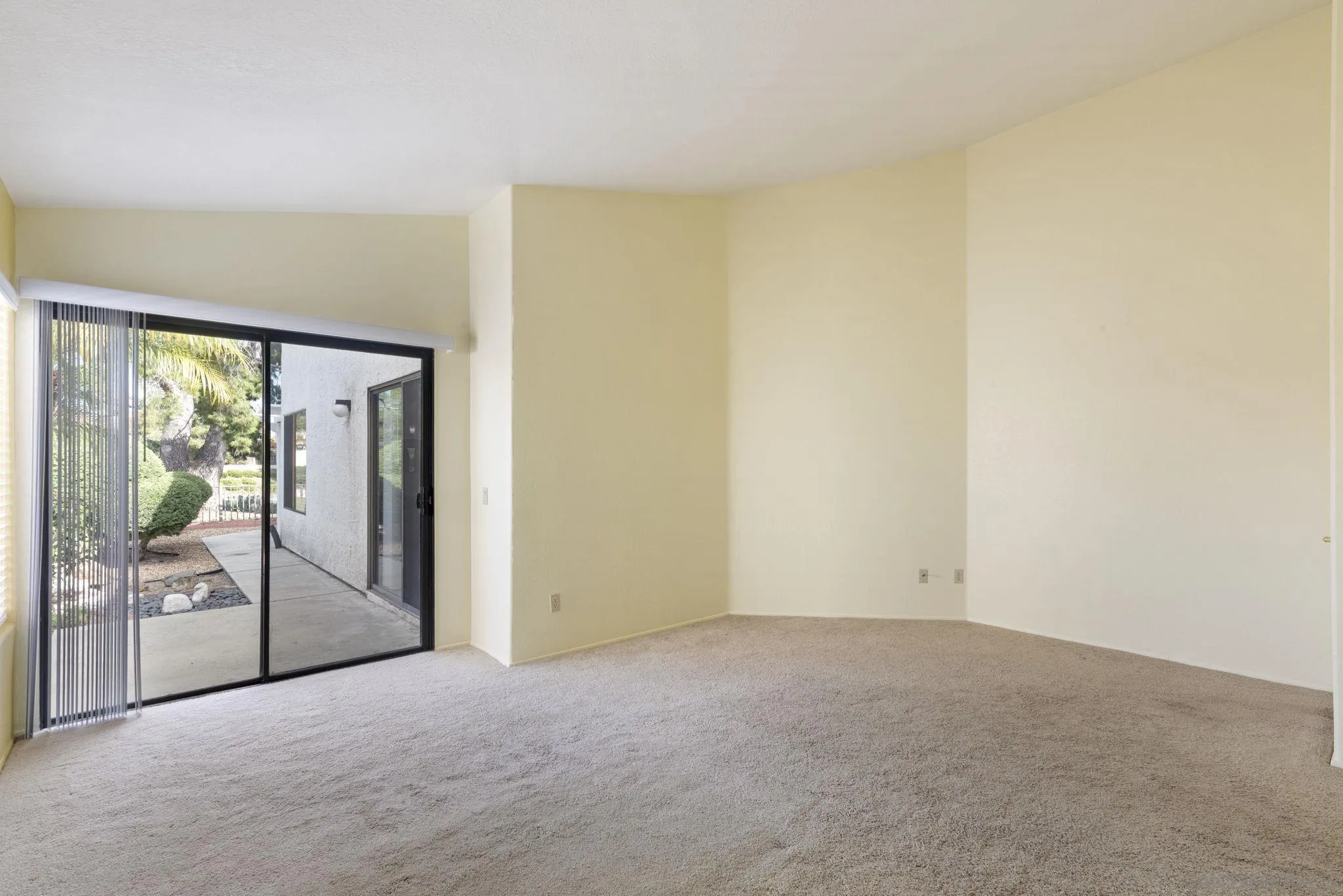 15174 Avenida R San Diego, CA 92128 - Photo 23 of 41