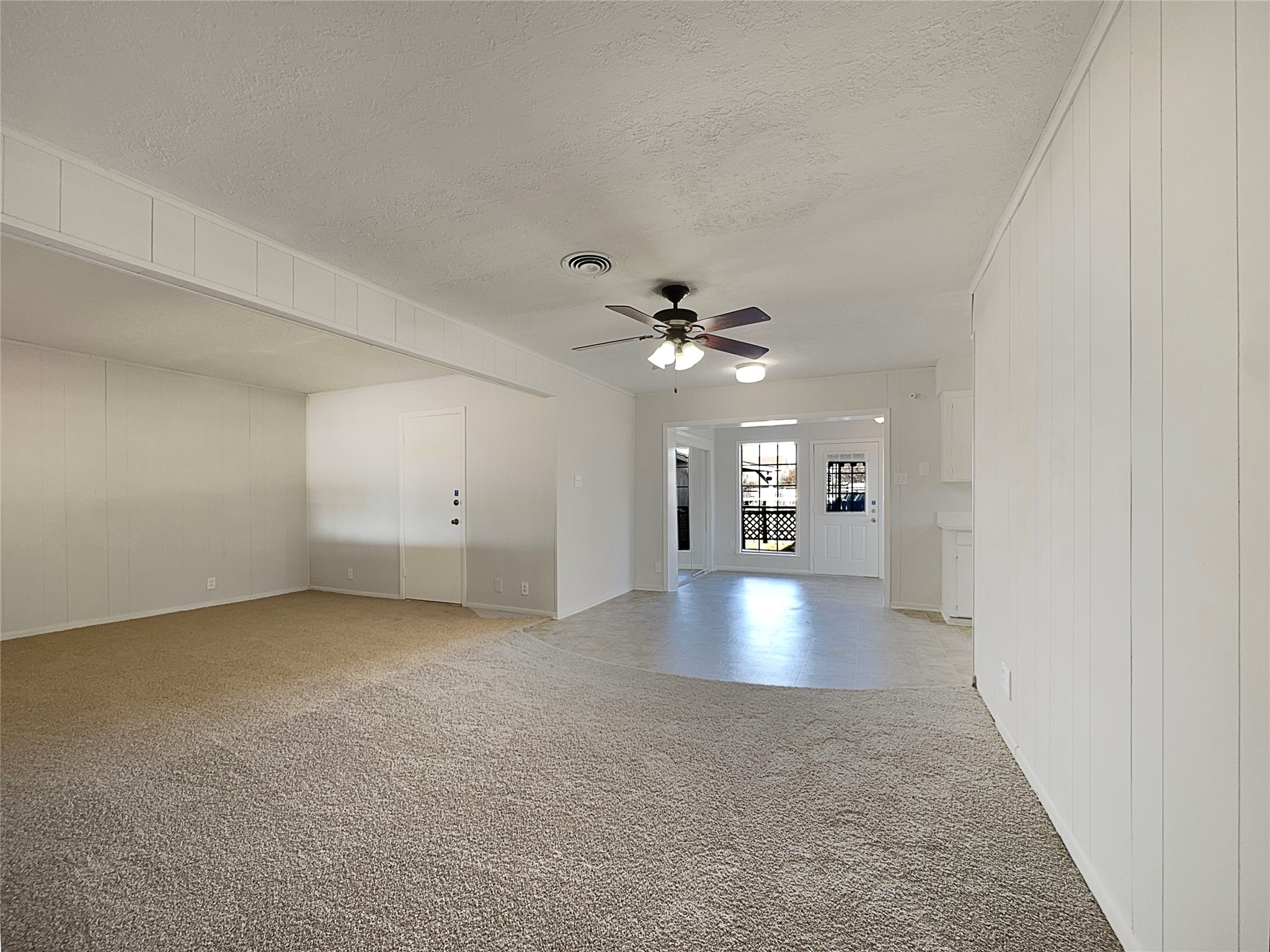 15311 Woodforest Boulevard Channelview, TX 77530 - Photo 3 of 18