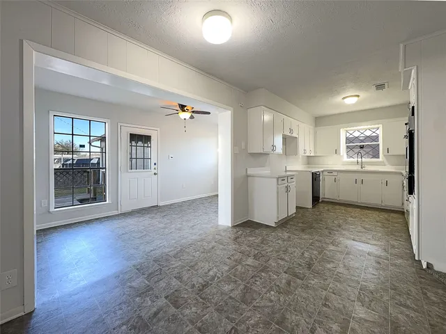 $180,000 | 15311 Woodforest Boulevard, Channelview, TX 77530