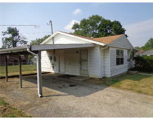 303 Indiana Avenue Springfield, OH 45505 - Photo 2 of 10