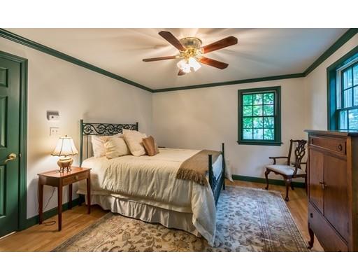 409 Elliott Street Beverly, MA 01915 - Photo 18 of 34