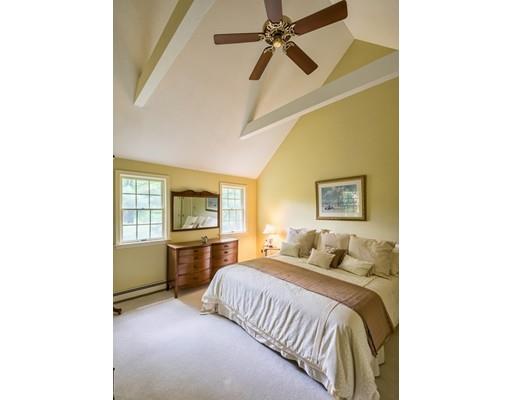 409 Elliott Street Beverly, MA 01915 - Photo 26 of 34