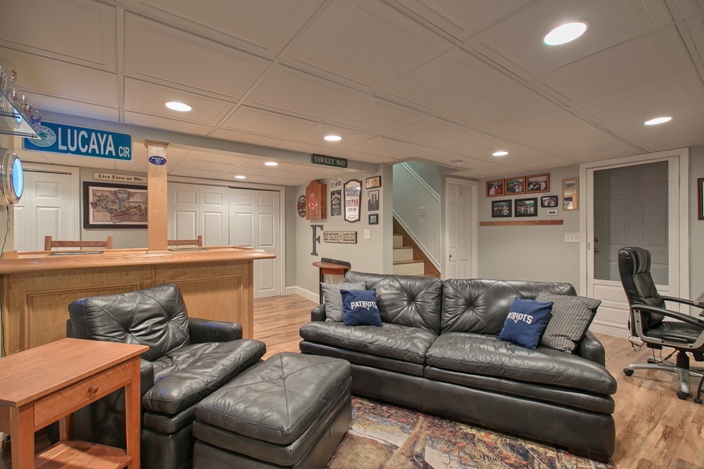 9 Ferguson Road Wilmington, MA 01887 - Photo 17 of 24 Gallery Image 17