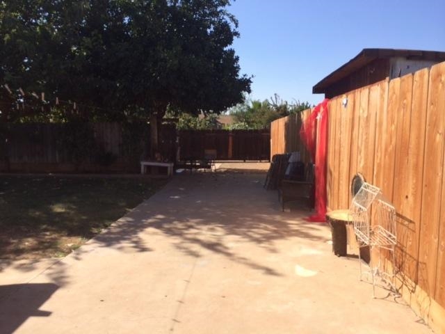 1467 North Hemlock Avenue Reedley, CA 93654 - Photo 7 of 7 Gallery Image 7