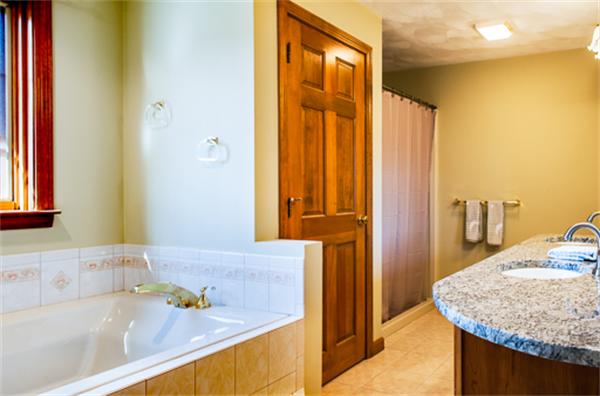207 Blue Ridge Road North Andover, MA 01845 - Photo 16 of 23 Gallery Image 16