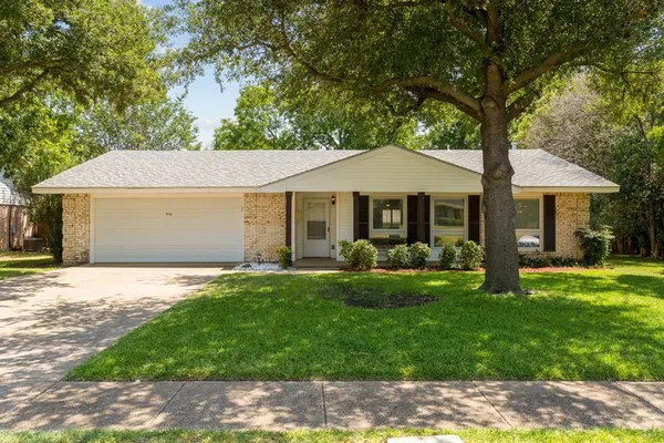 $3,400 | 3734 Crown Shore Drive, Dallas, TX 75244