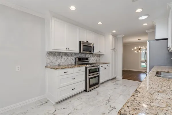 $3,400 | 3734 Crown Shore Drive, Dallas, TX 75244