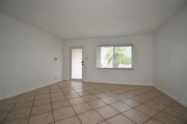 $2,800 | 960 Northwest 49th Street, Deerfield Beach, FL 33064