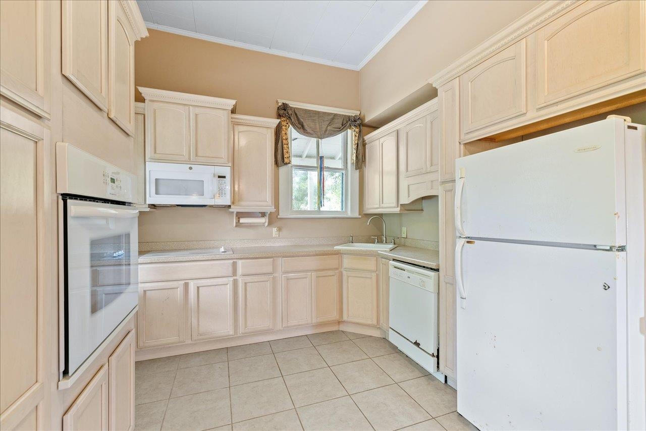 744 Bassett Road Quincy, FL 32351 - Photo 8 of 12 Gallery Image 8