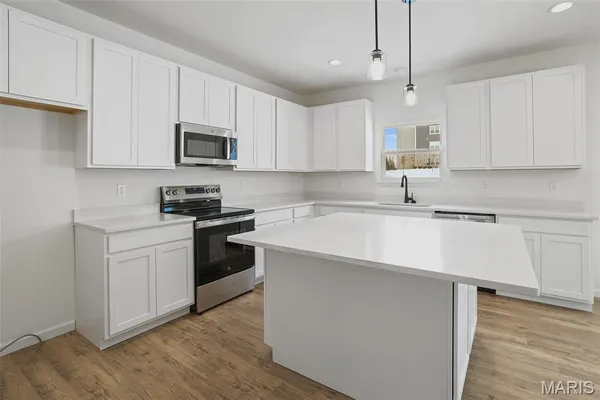 $424,215 | 2308 Heatherfield Drive, Rolla, MO 65401