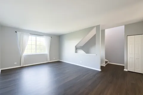 $315,900 | 3374 Cameron Drive, Elgin, IL 60124