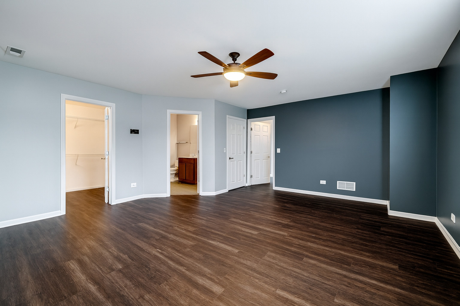 3374 Cameron Drive Elgin, IL 60124 - Photo 10 of 16